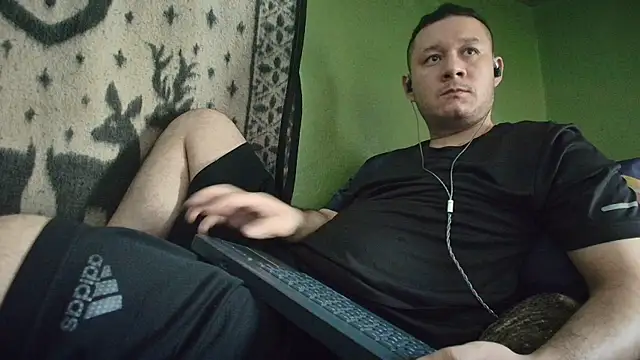 Snapshot of sweet_cock28 chatting on July 9, 2026, 3:44 pm sweet cock28 online show from July 9, 2026, 3:44 pm
