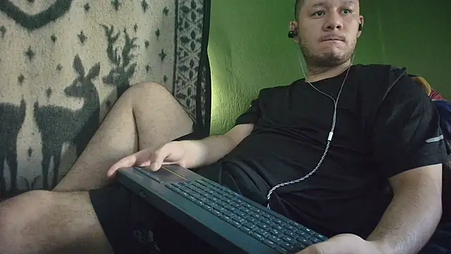 Snapshot of sweet_cock28 chatting on July 12, 2026, 2:07 pm sweet cock28 online show from July 12, 2026, 2:07 pm