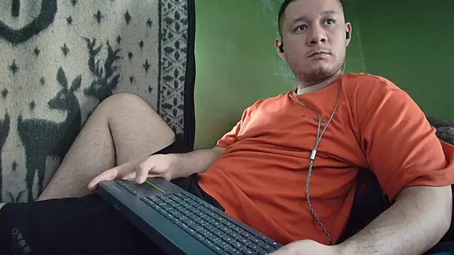 sweet cock28 online show from May 8, 2026, 3:27 pm