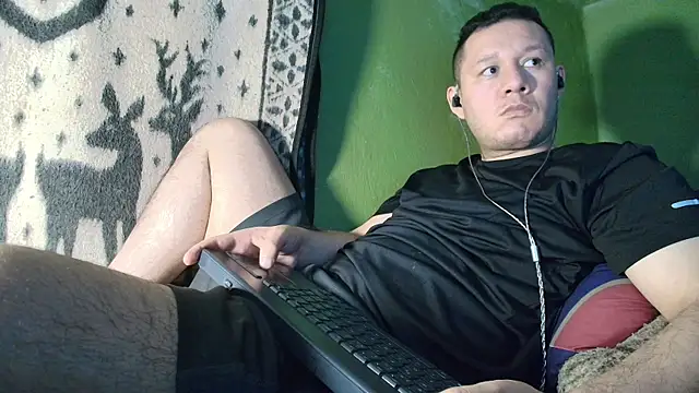 sweet cock28 online show from April 14, 2026, 3:22 am