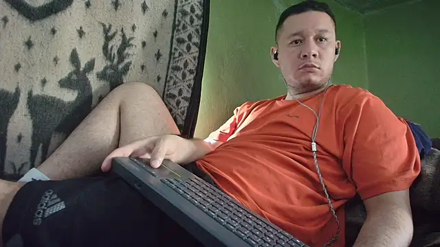 sweet cock28 online show from May 7, 2026, 3:15 pm
