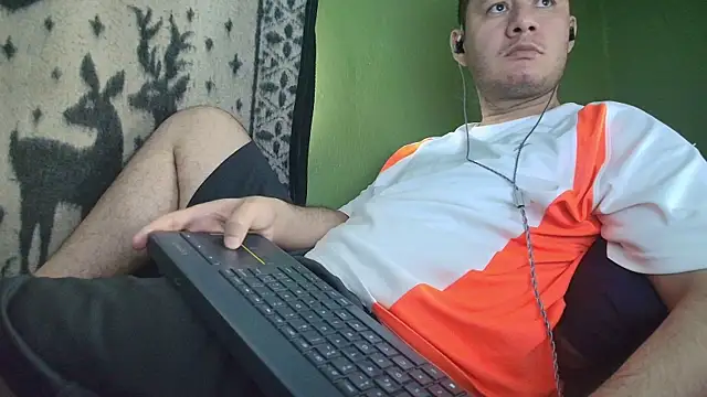 Snapshot of sweet_cock28 chatting on June 24, 2026, 3:10 pm sweet cock28 online show from June 24, 2026, 3:10 pm
