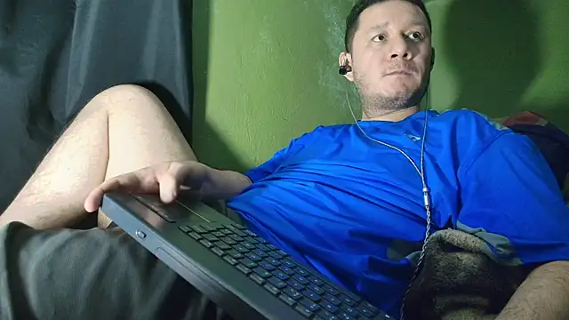 Snapshot of sweet_cock28 chatting on August 2, 2026, 3:49 am sweet cock28 online show from August 2, 2026, 3:49 am