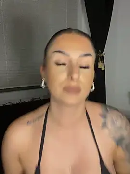 Mia-Bremer online show from February 2, 2025, 5:04 pm