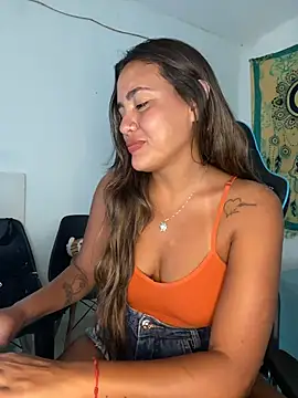 fenixgre online show from November 22, 2025, 7:13 pm