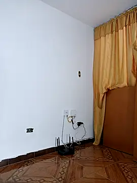 Amber Etan online show from March 18, 2026, 2:52 pm