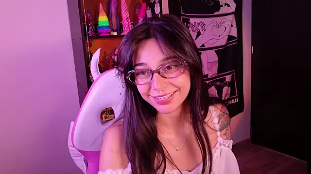 amber yull online show from June 2, 2026, 6:19 pm