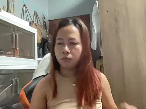 UrLove Marga online show from October 28, 2025, 9:58 pm