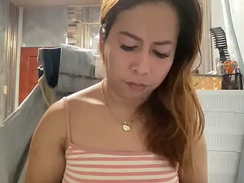 Snapshot of UrLove_Marga chatting on June 3, 2026, 10:25 pm UrLove Marga online show from June 3, 2026, 10:25 pm