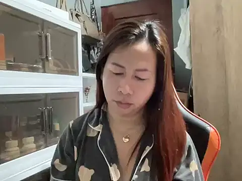 UrLove Marga online show from October 14, 2025, 10:42 pm