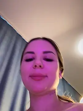 Alina Vibe Me online show from February 25, 2025, 11:37 pm