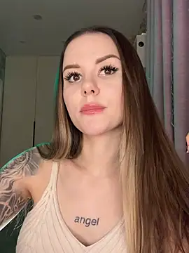 Alina Vibe Me online show from February 25, 2026, 11:48 pm