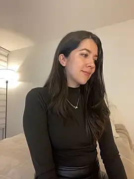 Snapshot of saori_10 chatting on January 6, 2026, 5:22 am saori 10 online show from January 6, 2026, 5:22 am