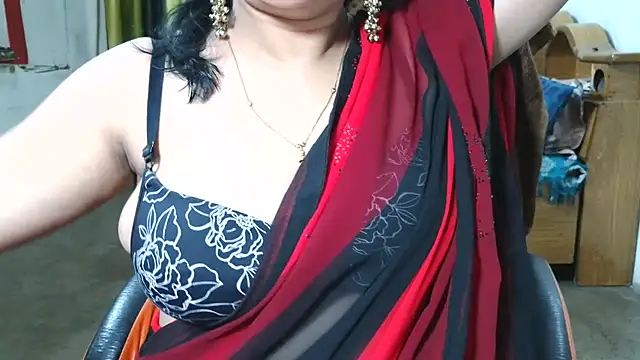 Cute Mahi22 online show from June 24, 2026, 6:12 am