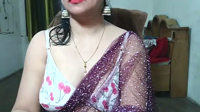 Cute Mahi22 online show from October 24, 2025, 5:06 am