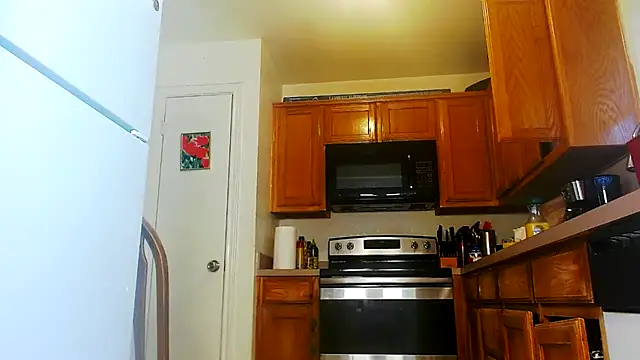 DiamondMonroeXo online show from March 24, 2026, 4:51 pm