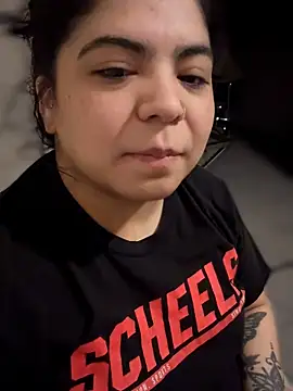 kimmiakiss22 online show from March 13, 2026, 2:16 am