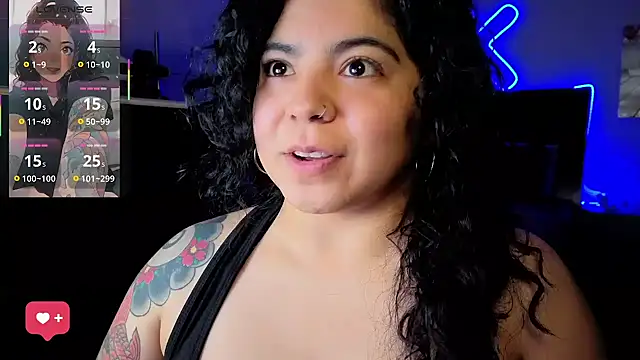 kimmiakiss22 online show from June 22, 2026, 3:25 am