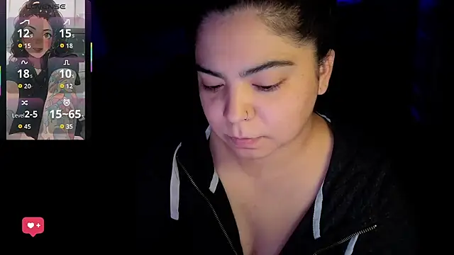 kimmiakiss22 online show from June 21, 2026, 1:33 am