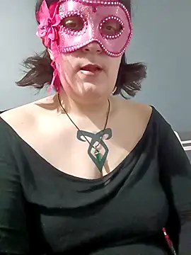 Lolabeluccia xh  online show from January 13, 2026, 7:45 am