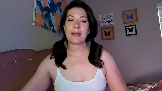 Snapshot of highly_inappropriate chatting on June 1, 2026, 1:06 am highly inappropriate online show from June 1, 2026, 1:06 am