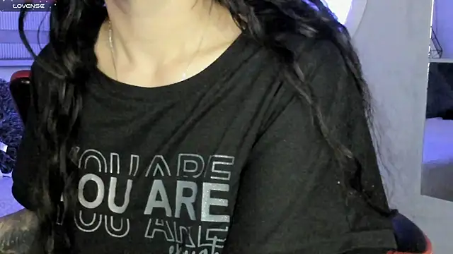 Snapshot of natasha_logan_ chatting on March 31, 2026, 4:25 am natasha logan online show from March 31, 2026, 4:25 am