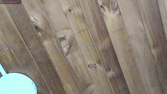 natasha logan  online show from October 12, 2025, 4:14 am