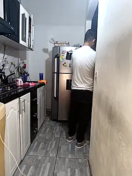 catire2323 online show from March 26, 2026, 4:11 am