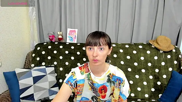 TayanaJons online show from July 16, 2026, 7:16 am
