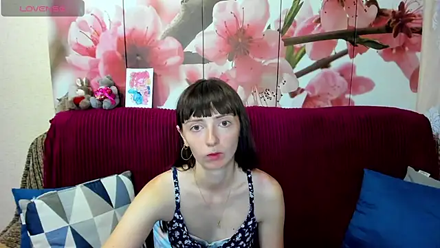 TayanaJons online show from July 1, 2026, 7:09 am