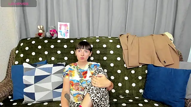 TayanaJons online show from July 13, 2026, 7:18 am