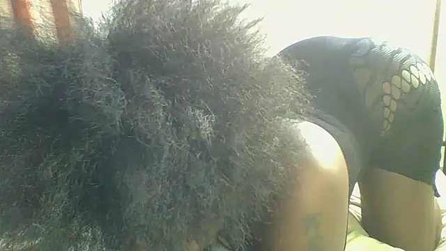 Snapshot of Sexy_sharntel chatting on July 20, 2026, 8:22 am Sexy sharntel online show from July 20, 2026, 8:22 am