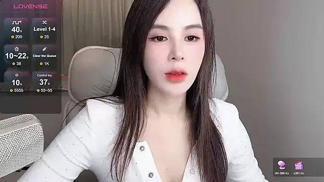 Snapshot of hknana chatting on July 27, 2026, 5:58 am hknana online show from July 27, 2026, 5:58 am