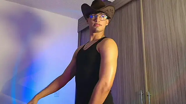 Jimmy Leeh  online show from October 18, 2025, 10:12 pm