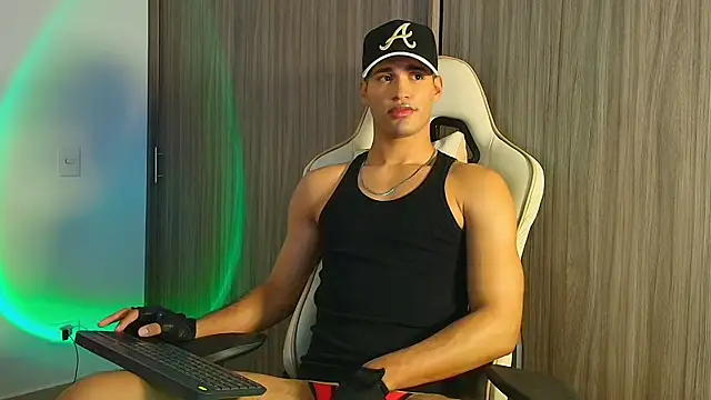 Jimmy Leeh  online show from November 7, 2025, 4:17 am