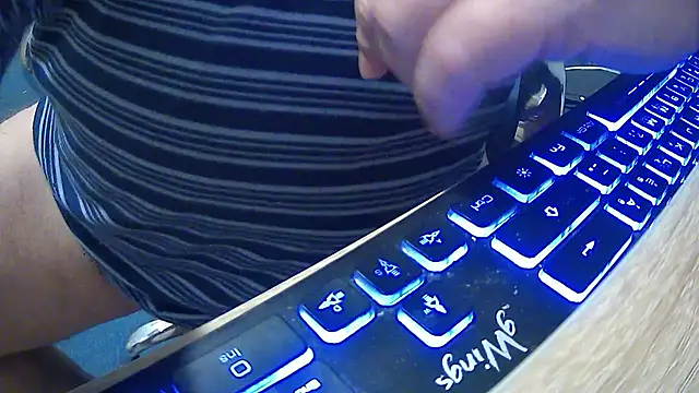 GYurmoka70 online show from December 14, 2025, 6:19 am