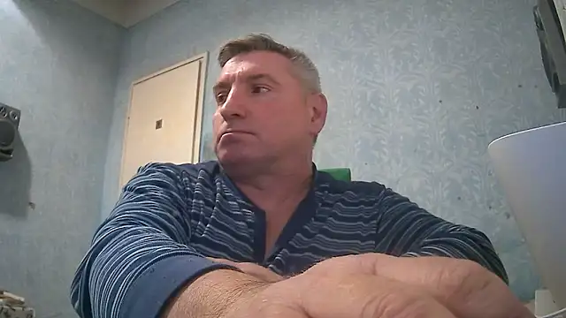 GYurmoka70 online show from October 8, 2025, 8:53 pm