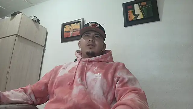 myke andrade online show from November 2, 2025, 1:43 am