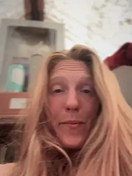 GoldenFlameGoddess online show from June 28, 2026, 4:13 pm