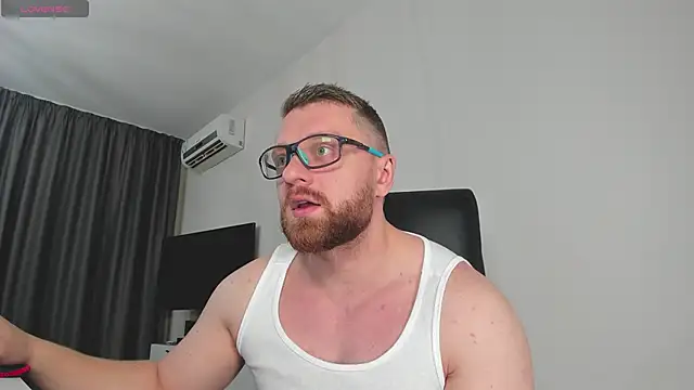 Findom guy online show from January 16, 2026, 10:41 am