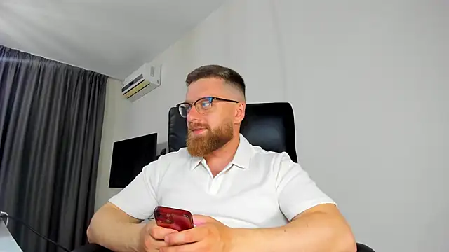 Findom guy online show from April 25, 2026, 6:27 pm