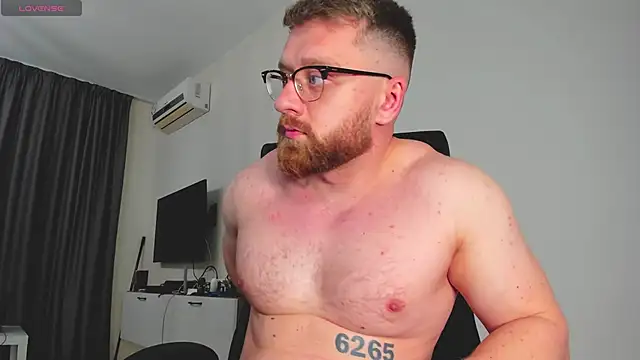 Findom guy online show from March 17, 2026, 10:13 pm