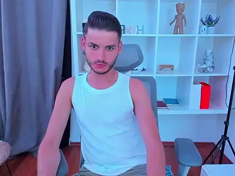andboyfor6 online show from June 19, 2026, 4:02 pm