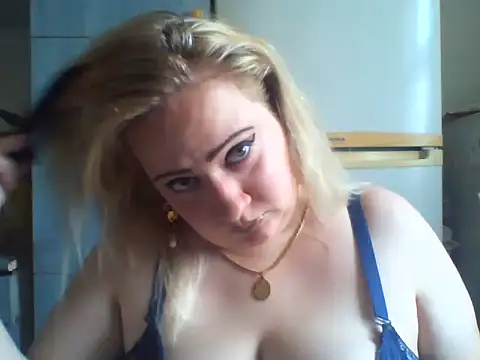 D Marinna online show from October 23, 2025, 8:57 am