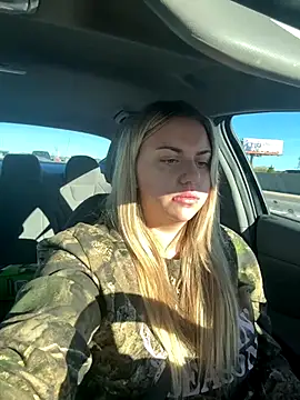 nicolesugarr online show from October 20, 2025, 8:53 pm