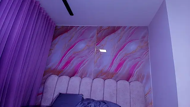  sex mia online show from February 8, 2026, 7:22 pm