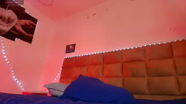  sex mia online show from September 15, 2025, 7:14 pm