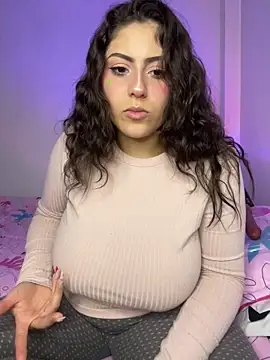 TuWaifuVirtual1 online show from March 19, 2025, 4:57 am