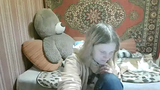 Kathlyn  Heath online show from December 19, 2025, 8:33 pm