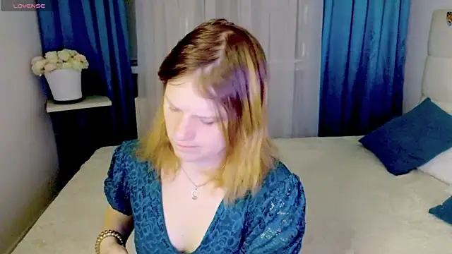 Kathlyn  Heath online show from February 8, 2026, 11:52 am